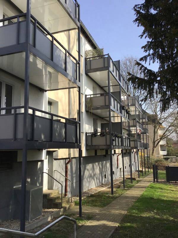 Klein, fein, mein! Bezugsfertige 2-Raum-Wohnung mit Balkon! – Essen – Vorschaubild 2