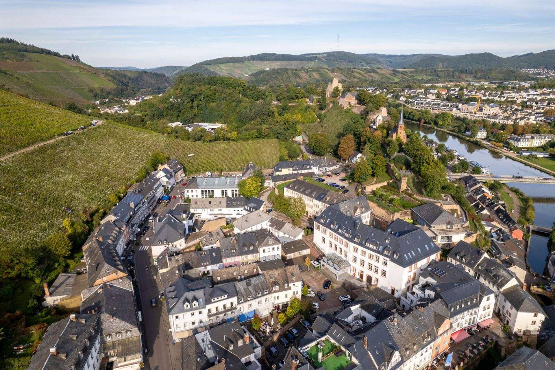 Mehrfamilienhaus in 54439 Saarburg mit 540 m² kaufen