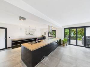 Architektonisch beeindruckende Villa mit exklusivem Wohnambiente und Pool im Steinbachtal – 97082 Würzburg – Vorschaubild 6