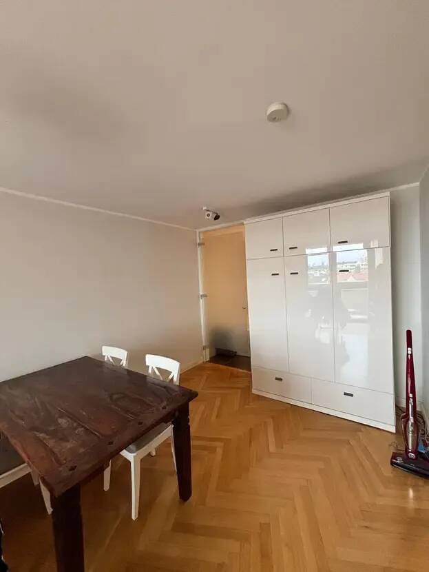 Möblierte Wohnung mit Alpenblick – München – Vorschaubild 3