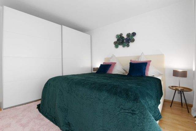 Feinste Wohnung mit guter Verkehrsanbindung – Berlin – Vorschaubild 9