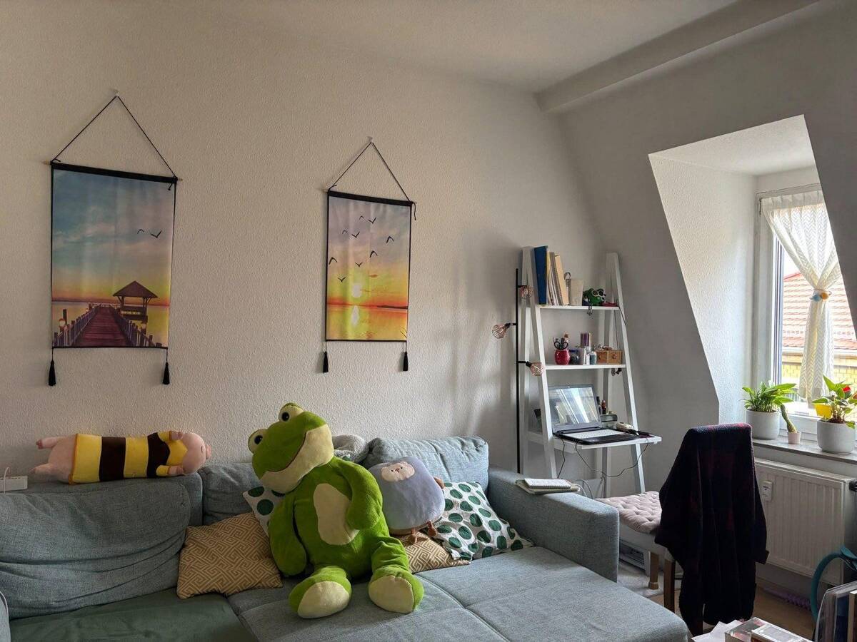 Traumwohnung für Singles: Denkmalschutz-Charme trifft Moderne in Dresden-Cotta! – 1159 Dresden – Bild 1 von 9