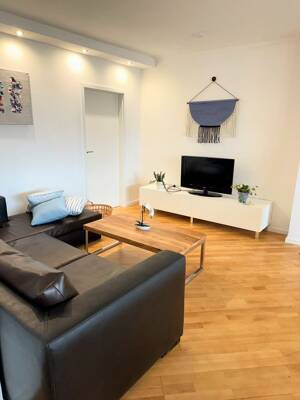 5 Zimmer-Wohnung mit Dachterrasse – 40212 Düsseldorf – Vorschaubild 2