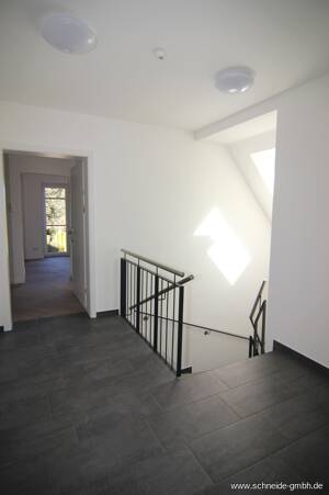 Sehr schöne 3-Zimmer Dachgeschoss-Maisonettewohnung mit Balkon - Direkt vom Bauträger und Provisionsfrei – 21039 Hamburg – Vorschaubild 4