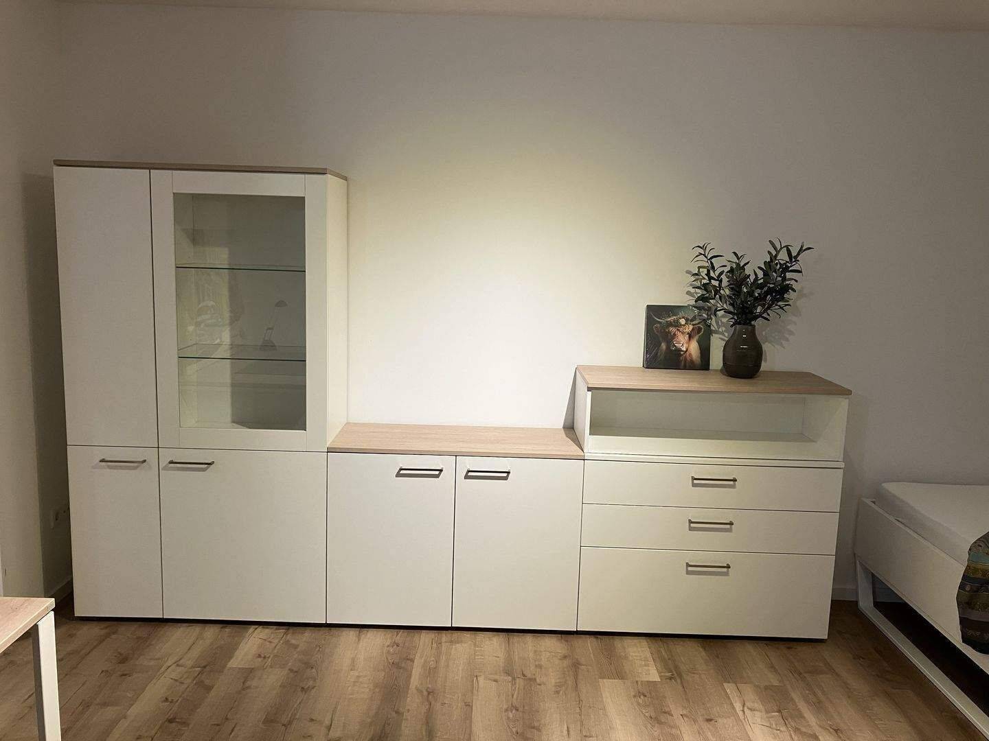 TOP-saniert! Modern möbliertes 1,5 Zimmer Apartment in unmittelbarer Uni-Nähe zu vermieten – Nürnberg – Vorschaubild 3