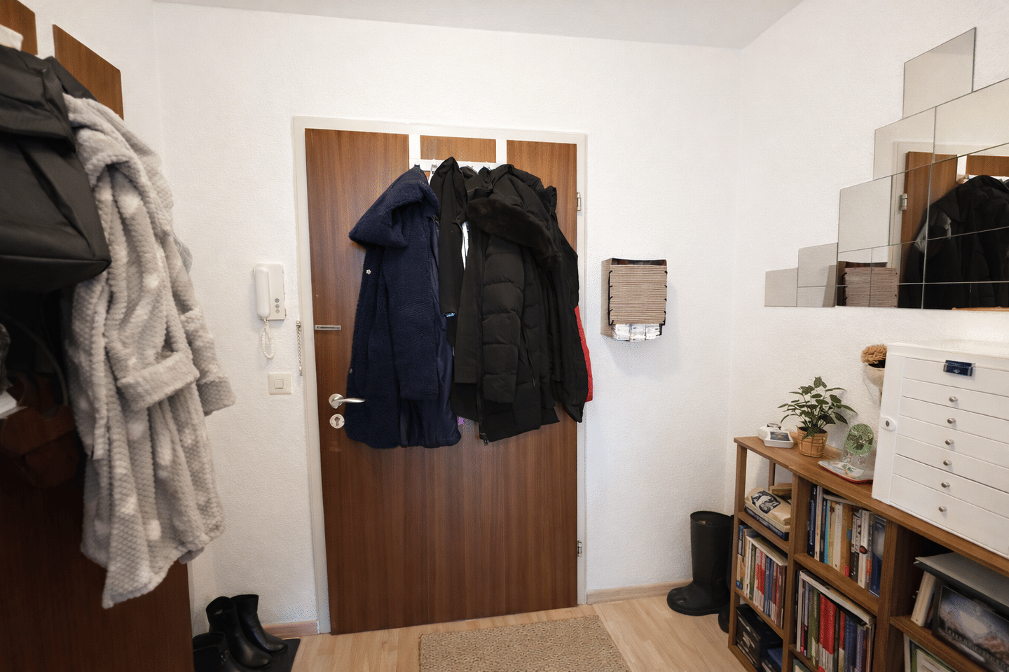 Gemütliches Apartment mit herrlicher Loggia – Augsburg – Vorschaubild 7