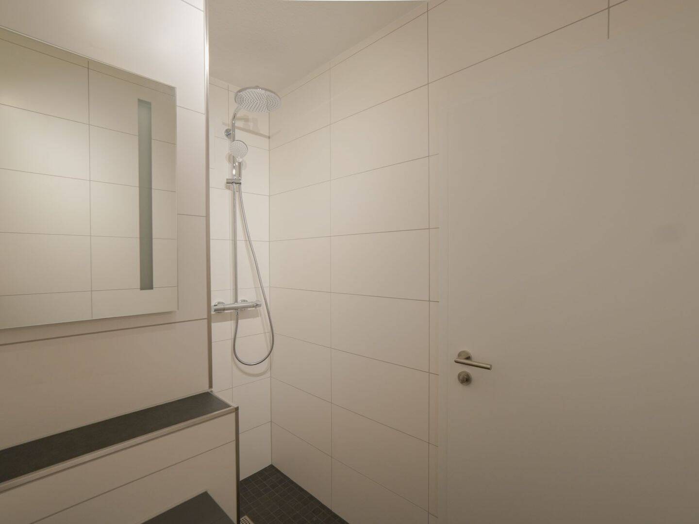 Erstbezug nach Sanierung: 3-ZKB-Wohnung mit zwei Balkonen auf dem Winterberg! – Saarbrücken – Vorschaubild 8