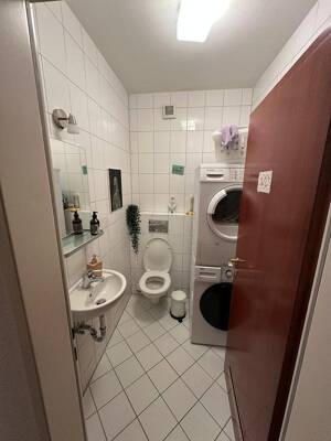 Großes WG-Zimmer in 3erWG in Mainzer Altstadt – 55116 Mainz – Vorschaubild 6