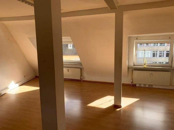 2,5 ZK Bad mit Wanne und Dusche, 4.3, Brauerstr. 6, 66123 Saarbrücken – Saarbrücken – Vorschaubild 3