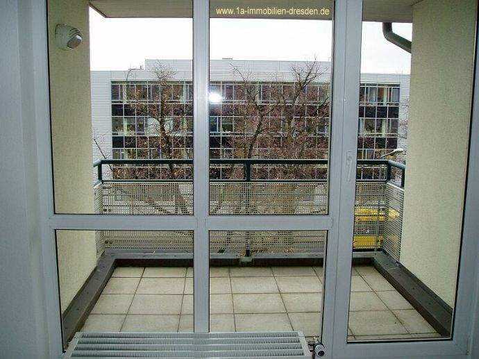 2 - Raumwohnung mit Balkon in Dresden-Gruna – Dresden – Vorschaubild 4