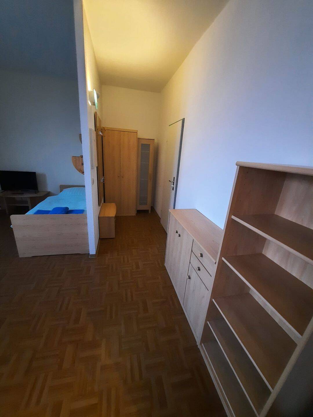 Fully furnished studio flat for rent – Dresden – Vorschaubild 4