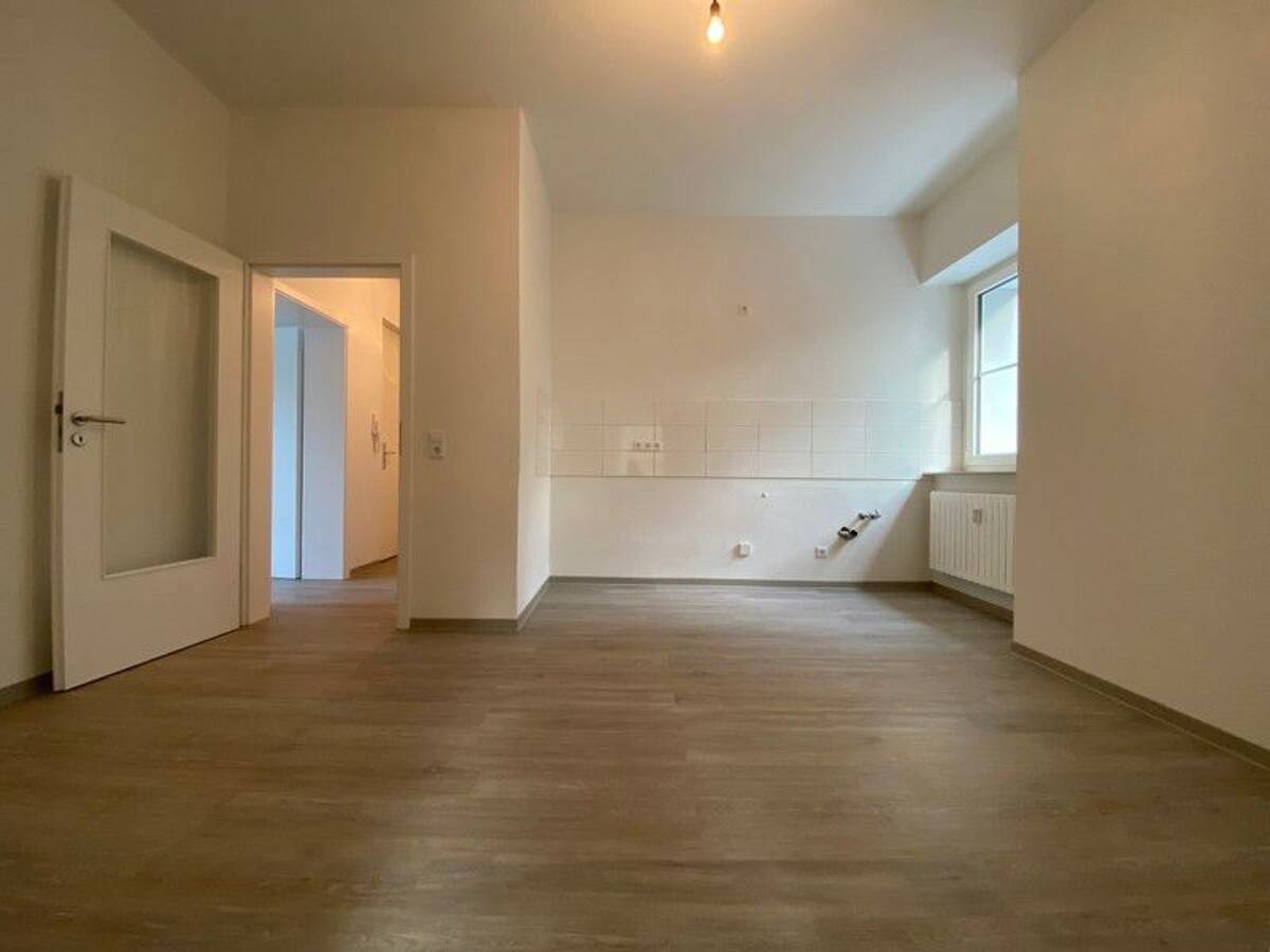 Frisch renovierte 2-Zimmer Wohnung am Waldrand – 44357 Dortmund – Bild 1 von 5