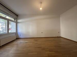 Charmante 3-Zimmer Stadtwohnung in Stuttgart-West mit Altbaucharakter