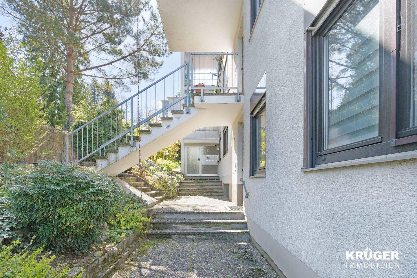 KA-Grötzingen / Penthouse mit großer Dachterrasse & 2 TG-Stellpl. mit tollem Ausblick – Karlsruhe – Vorschaubild 3