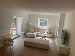 Sonnige 4-Zi Wohnung mit Dachterrasse nahe UKE