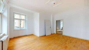 Altbauperle mit Seltenheitswert: Großzügige 8 Zimmer Wohnung und unverwechselbarer Charakter – 90762 Fürth – Vorschaubild 9