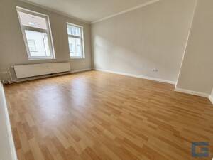 Neu. Schön. Altstadt. - Frisch renovierte 4-Zimmerwohnung in Kiel - Kiel-Altstadt – 24103 Kiel – Vorschaubild 3