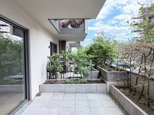 Großzügiges 1-Zi.-Appartment mit Markenküche und Terrasse sucht Mieter!