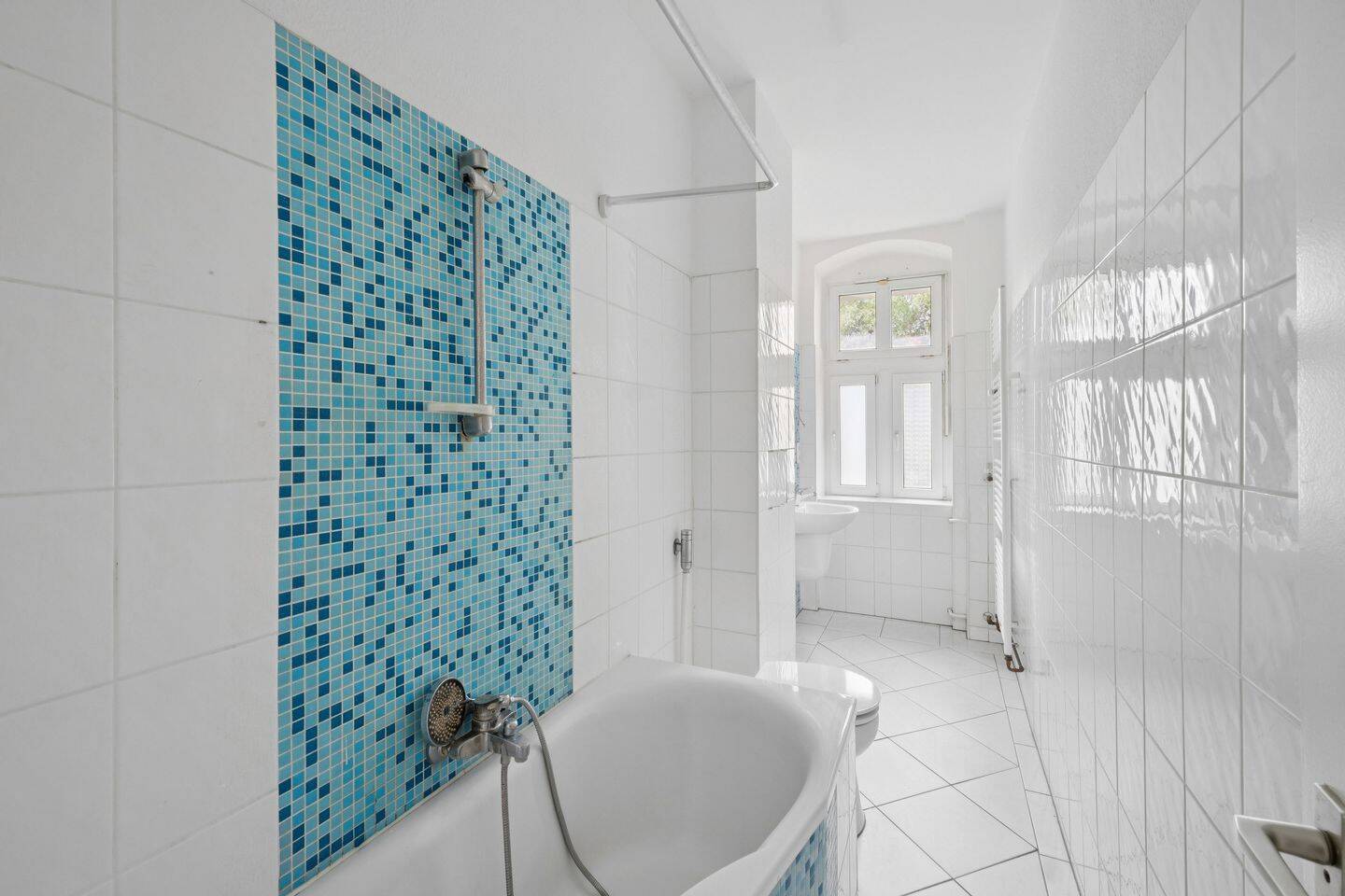 Exklusives Altbau-Juwel in Berlin-Steglitz: 2-Zimmer-Wohnung in grüner Toplage – Berlin – Vorschaubild 7