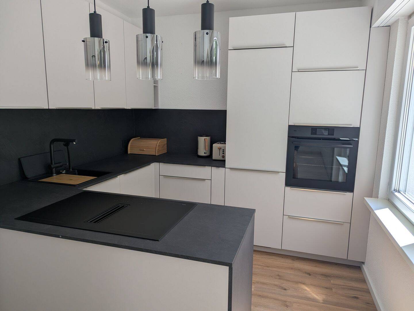 Voll möblierte 3-Zimmer-Wohnung am Stadtwald – Saarbrücken – Vorschaubild 2