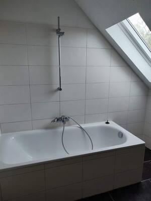***Schöne Dachgeschosswohnung sucht nette Mieter*** – 45884 Gelsenkirchen – Vorschaubild 2
