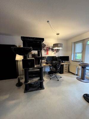 Gepflegte 2-Zimmer-Wohnung mit Balkon, Einbauküche, Stellplatz & Aufzug in Maintal-Dörnigheim – 63477 Maintal – Vorschaubild 7