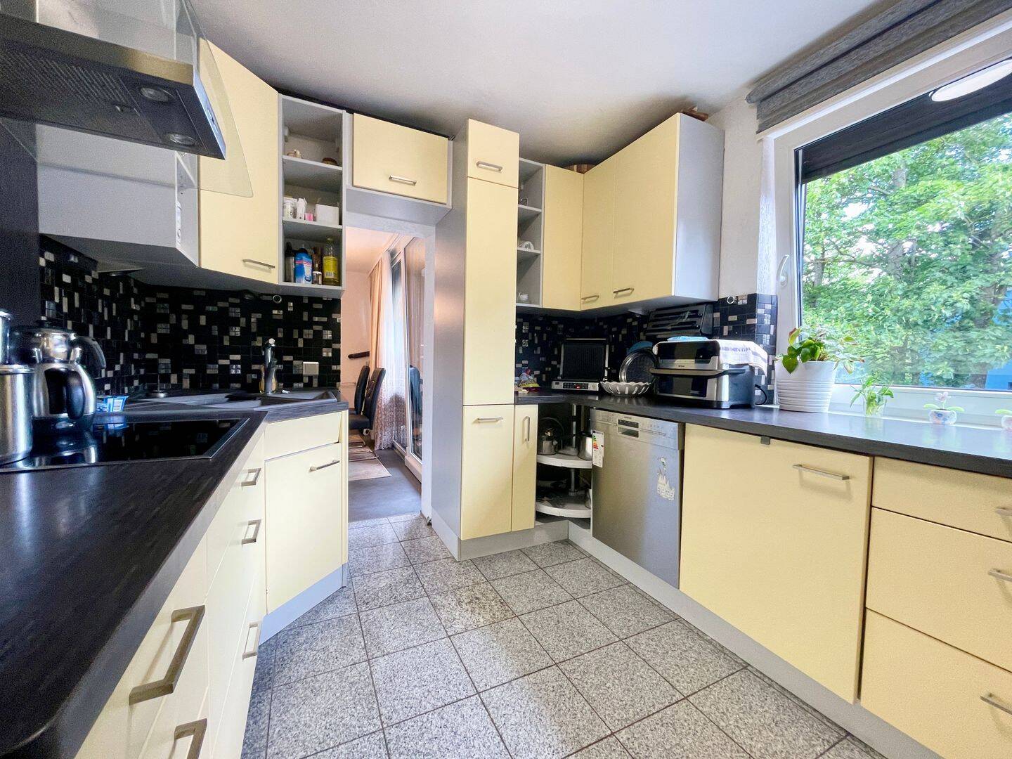 3-Zimmer-Wohnung mit Balkon – Nürnberg – Vorschaubild 5