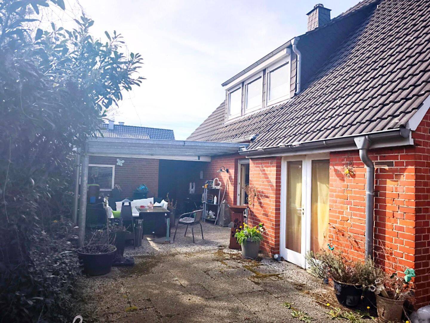 RESERVIERT Solides 1-2 Familienhaus in Heukampstannen: Attraktives Eigentumsgrundstück 430m² mit 2 Wohneinheiten und insgesamt 137m² Wohnfläche. – Lingen (Ems) – Vorschaubild 4