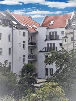 SIE SUCHEN EINE ATTRAKTIVE, GUT VERMIETETE ANLAGEIMMOBILIE MIT INTERESSANTER PERSPEKTIVE? – 51103 Köln – Vorschaubild 3