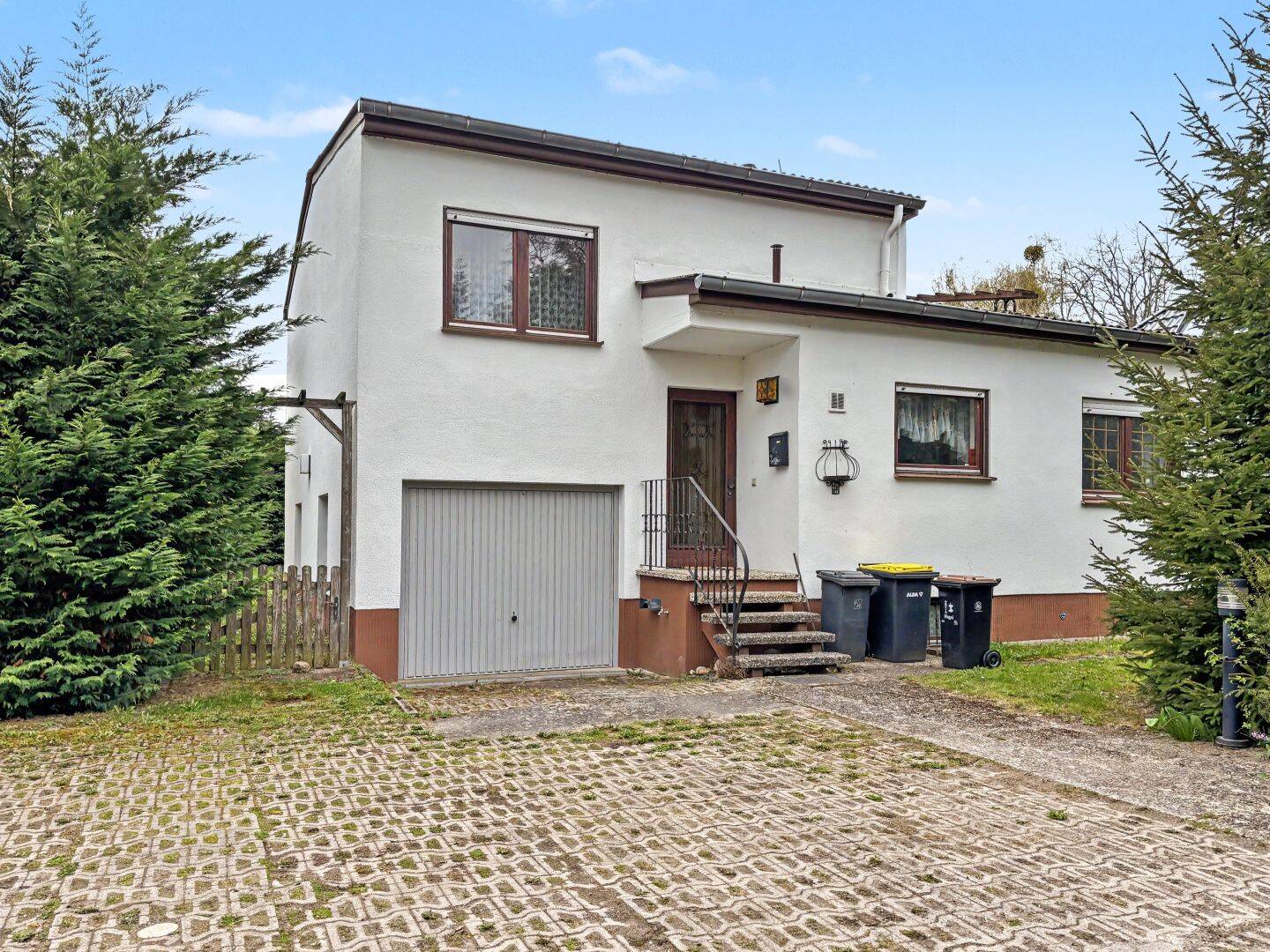 Einfamilienhaus mit Südterrasse, Blick ins Grüne und viel Potenzial in Berlin-Kladow – Berlin – Vorschaubild 2
