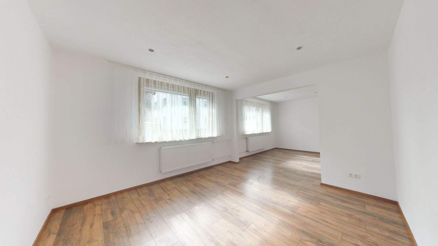 Ruhige Wohnlage trifft moderne Ausstattung - Einfamilienhaus mit Charme – Albstadt – Vorschaubild 2