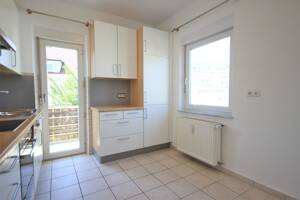 "SCHÖNE 3,5 ZIMMER WOHNUNG MIT 2 BALKONEN IN DER ULMER WESTSTADT" – 89077 Ulm – Vorschaubild 6