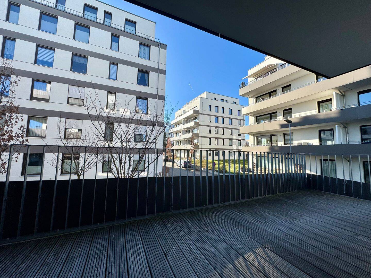 Exklusives Wohnen im Neubau: Barrierefrei mit Balkon und Stellplatz – Dresden – Vorschaubild 9