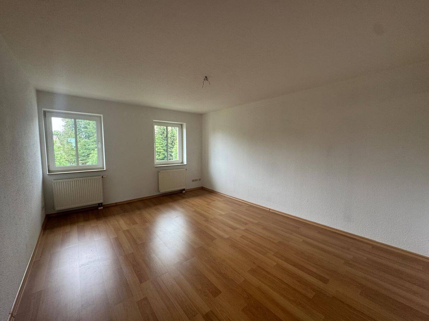 Helle 2-Raum-Oase mit charmantem Grundriss und gemütlicher Atmosphäre – Chemnitz – Vorschaubild 4
