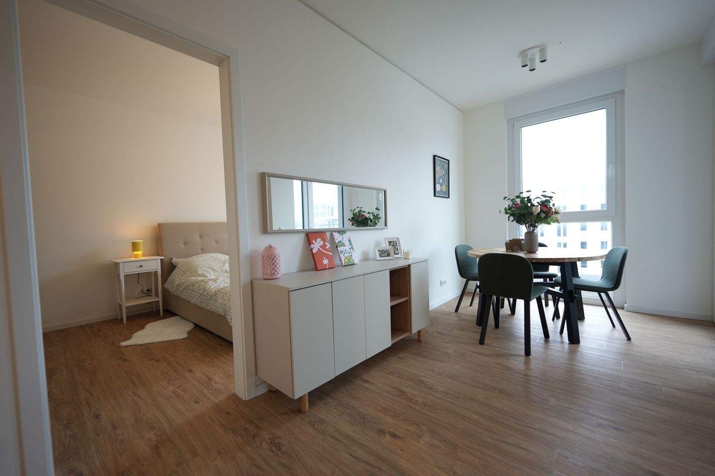 Nexus² - Voll möblierte 2-Zimmerwohnung inkl. Einbauküche und Loggia in zentraler Lage – Mannheim – Vorschaubild 4