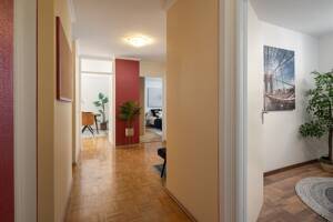 Selten in München: Uneinsehbare Wohnung mit Balkon ins Grüne – 81737 München – Vorschaubild 6