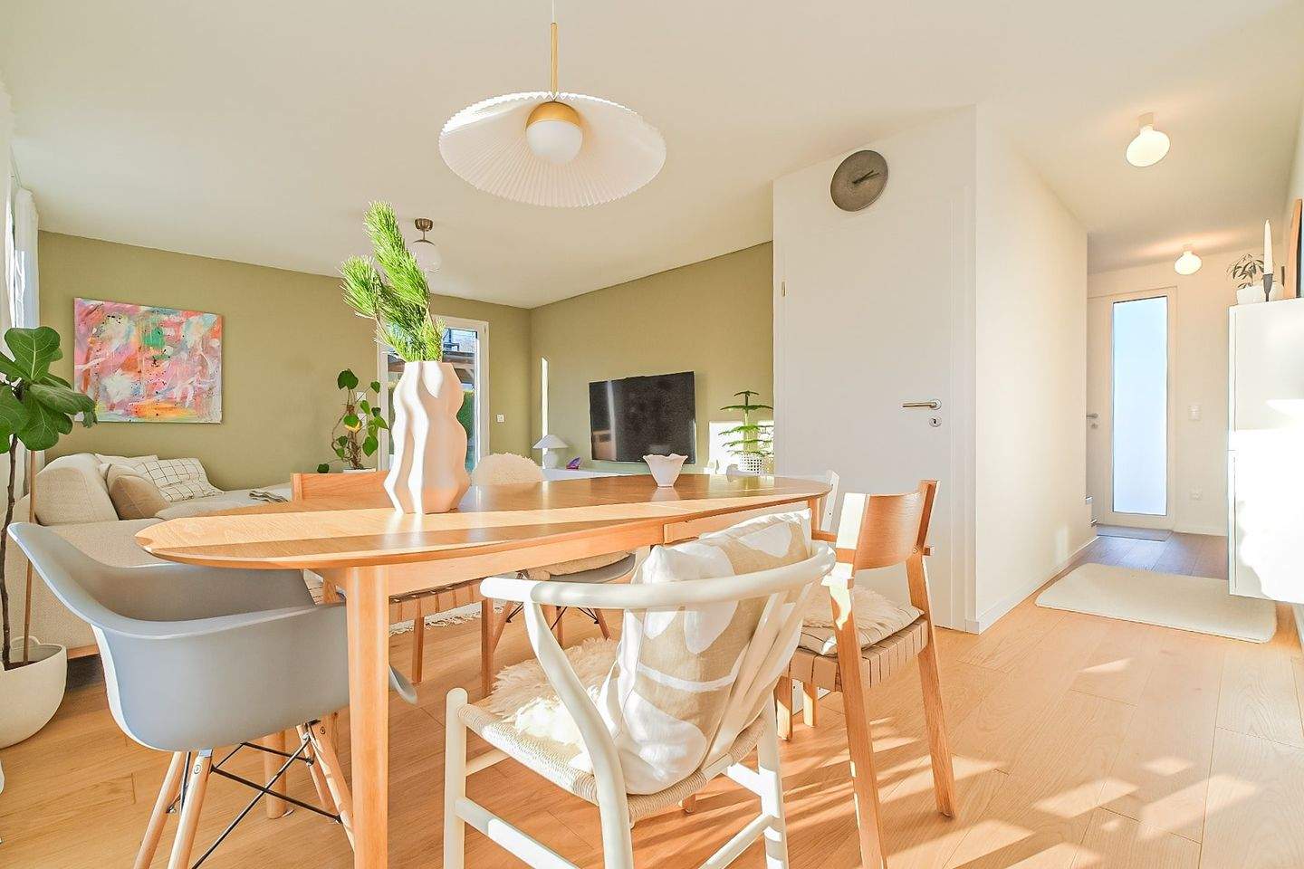 Moderne Architektur trifft auf hohe Energieeffizienz: Das schlüsselfertige Haus - bereit zum Einzug – Mehlmeisel – Bild 1 von 9