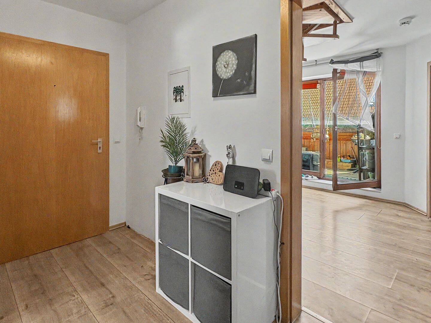 Bezugsfreie 3,5-Zimmer-Wohnung mit Tiefgaragenstellplatz in Lechhausen – Augsburg – Vorschaubild 2