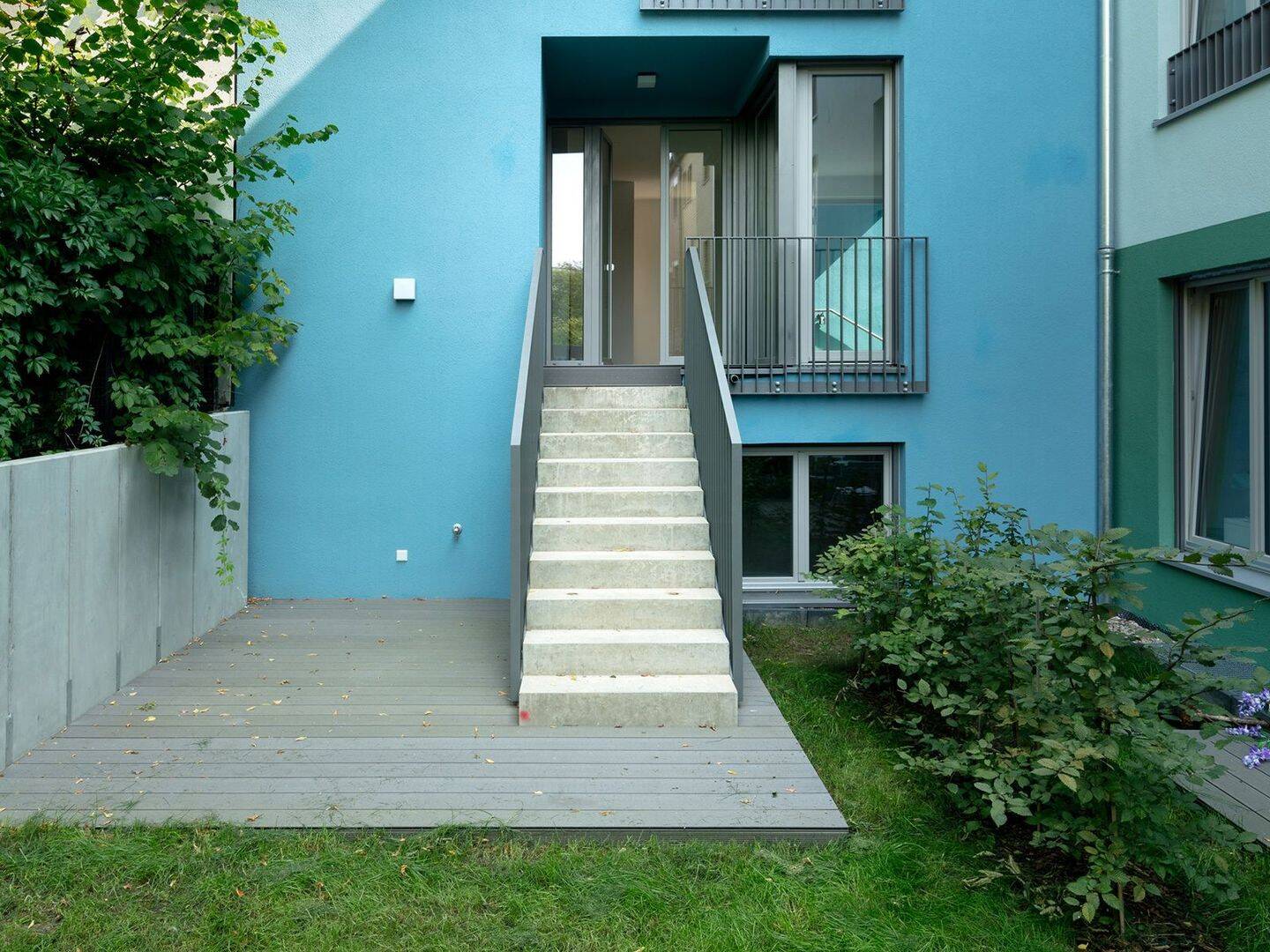 Sofort einziehen: Townhouse * 5-Zimmer * 2-Loggien mit Terrasse + Garten – Berlin – Vorschaubild 5