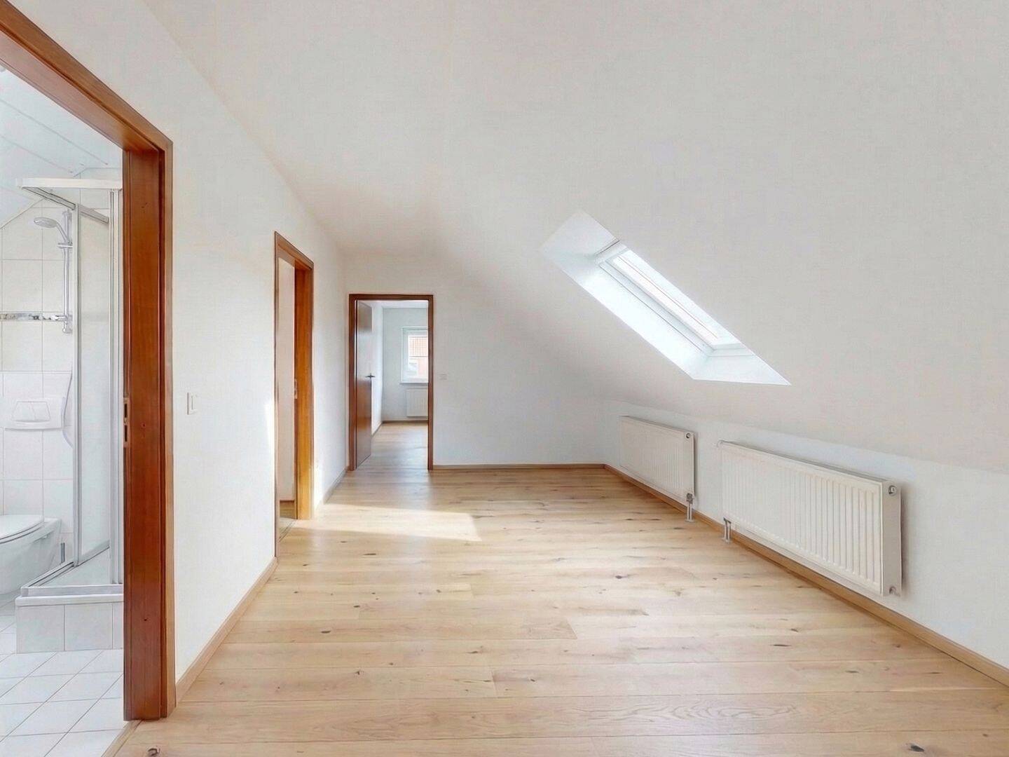 Flexibel nutzbares Haus mit Option zur Aufteilung in zwei Wohneinheiten – Berlin – Bild 1 von 9