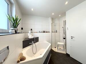 Moderne 2,5-Zimmer-Wohnung in begehrter Lage von Essen-Fulerum als Investment – 45149 Essen – Vorschaubild 8