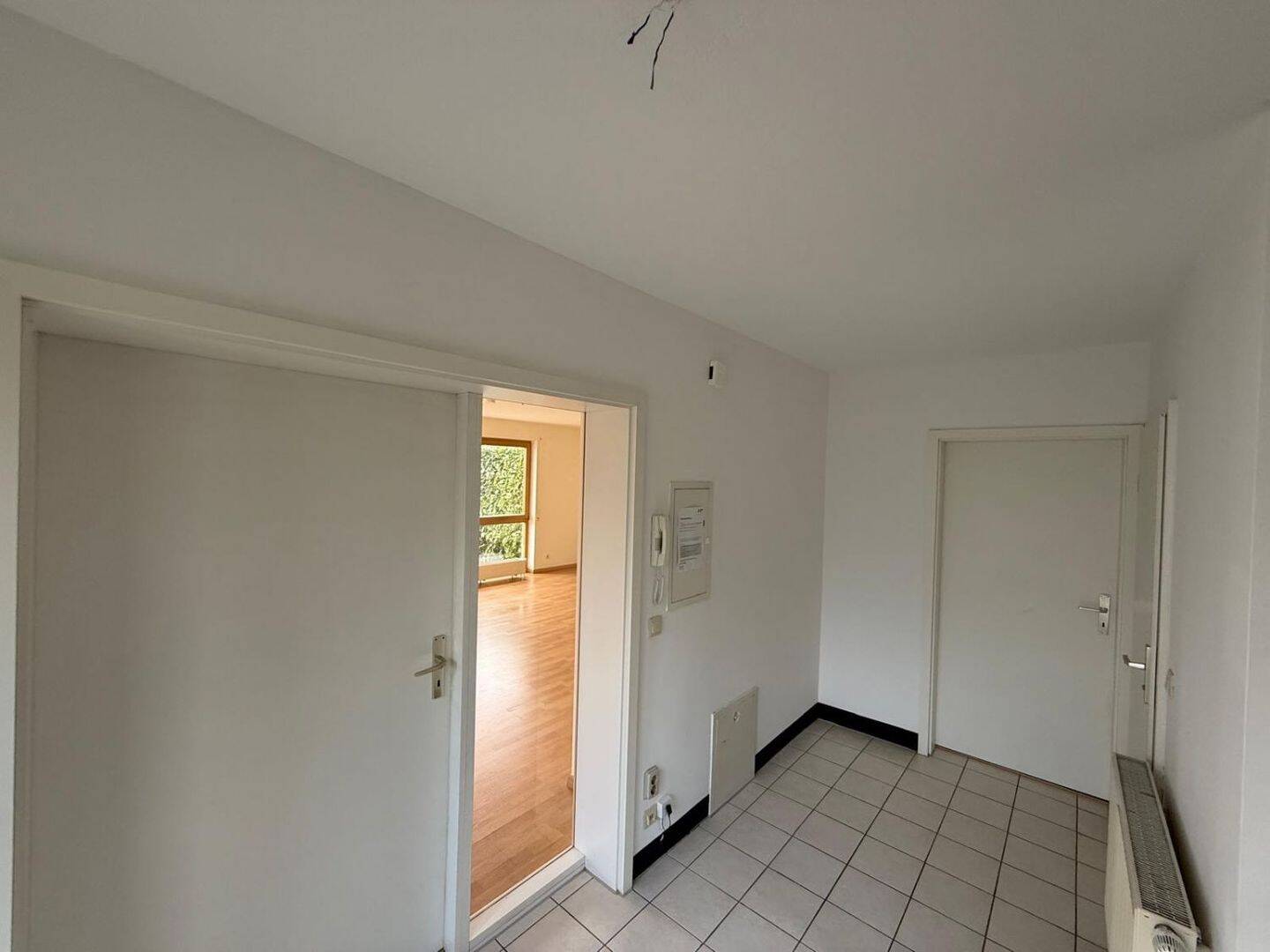 Sofort verfügbare Doppelhaushälfte mit Garten in ruhiger Wohnlage von Nürnberg-Brunn – Nürnberg – Vorschaubild 6