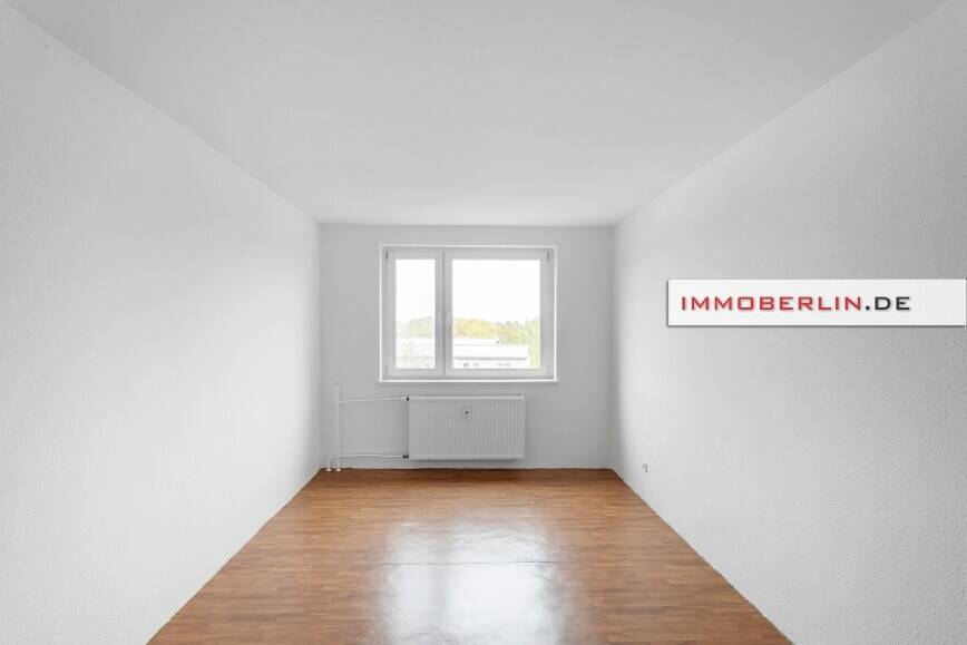 IMMOBERLIN.DE - Sonnige Wohnung mit Westloggia & Pkw-Stellplatz in ruhiger Lage – Berlin – Vorschaubild 3