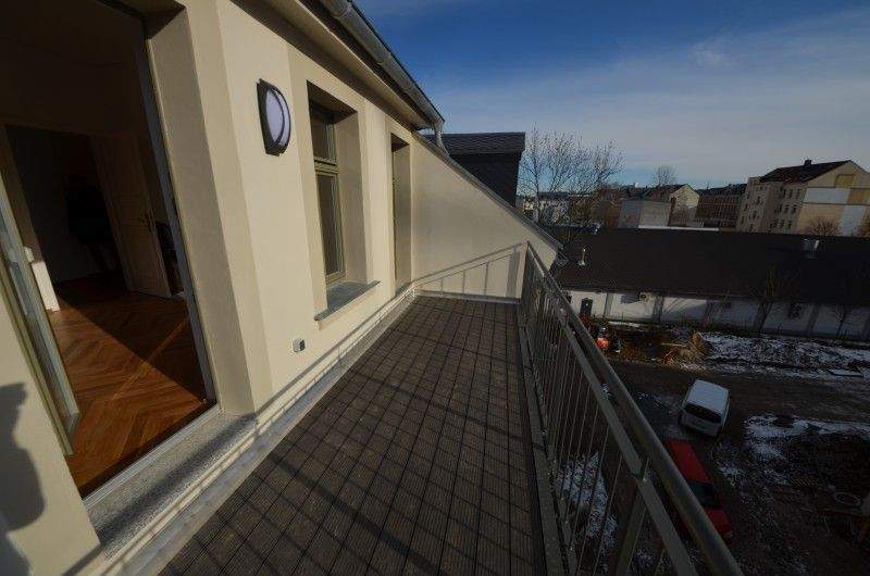 Sanierter denkmalgeschützter Altbau mit BALKON/PARKETT/FuboHeizung – Chemnitz – Vorschaubild 7