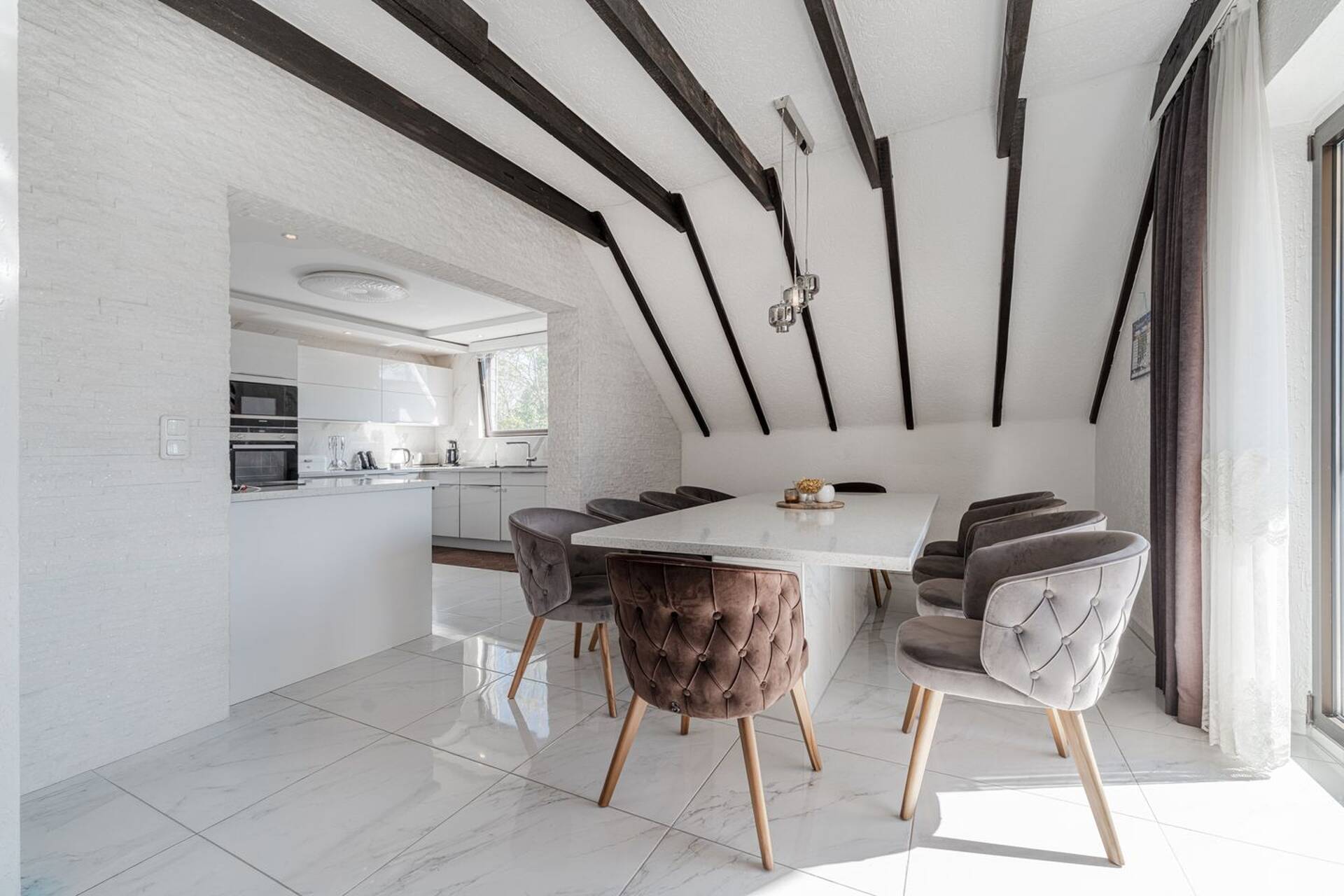 Haus in 47443 Moers mit 280 m² kaufen