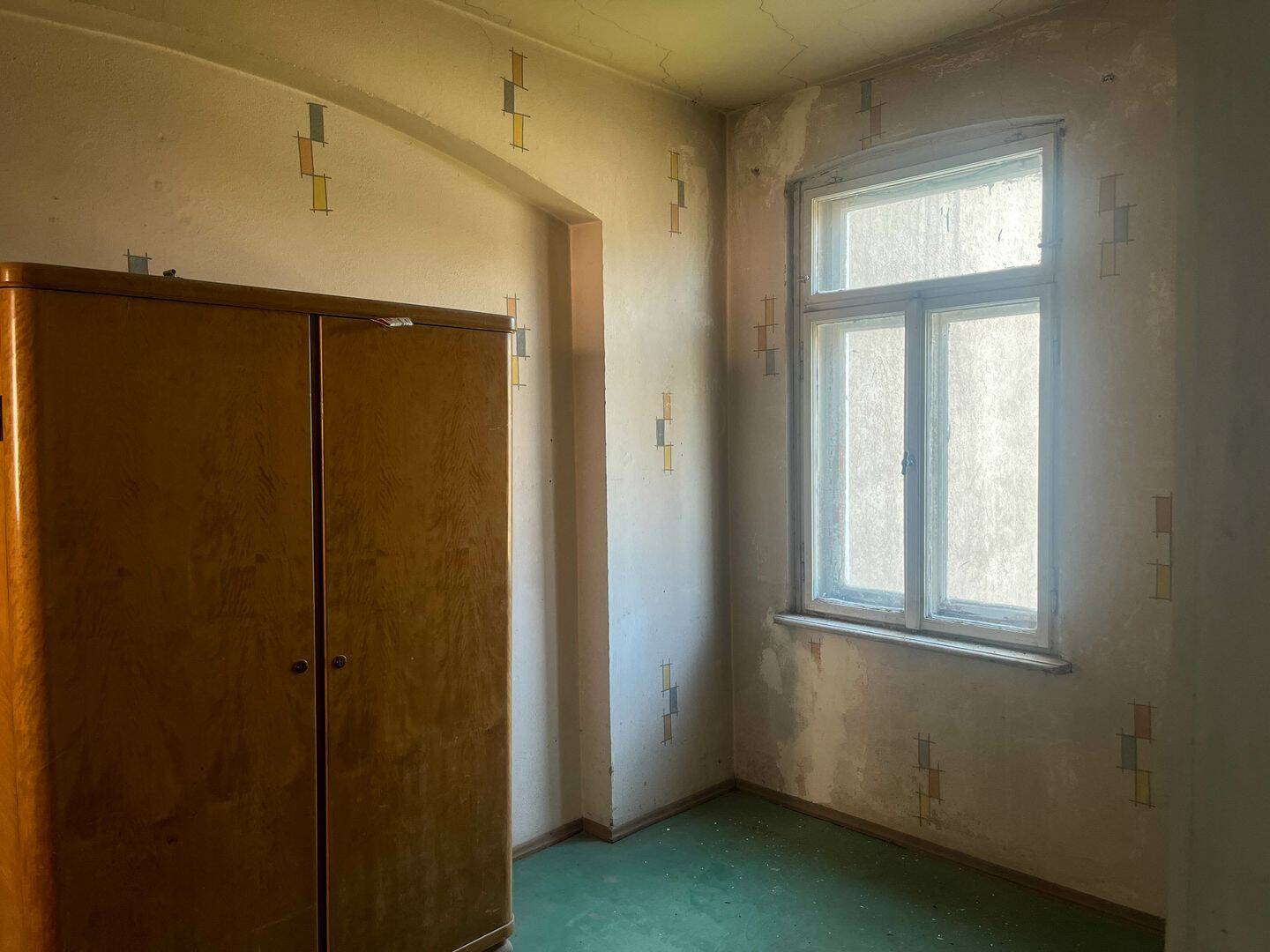 Verkauf wird ein sanierungsbedürftigen Mehrfamilienhauses in ruhiger Oberstadtlage – Glauchau – Vorschaubild 5