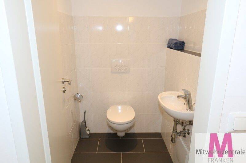 Neu renoviertes Zimmer in 4er WG im Herzen der Altstadt – Nürnberg – Vorschaubild 3