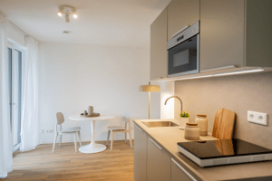 Vollmöbliertes Stadt-Apartment (WE19) an der Alten Bastei | mit Balkon, in Uninähe!