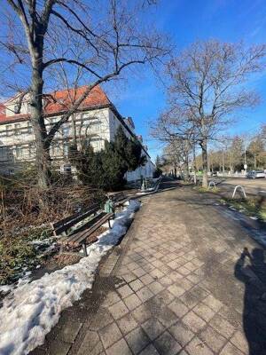 Großzügige 2-Zimmerwohnung in Fermersleben mit Dusche und Balkon und Blick auf den grünen Hof! – 39122 Magdeburg – Vorschaubild 3
