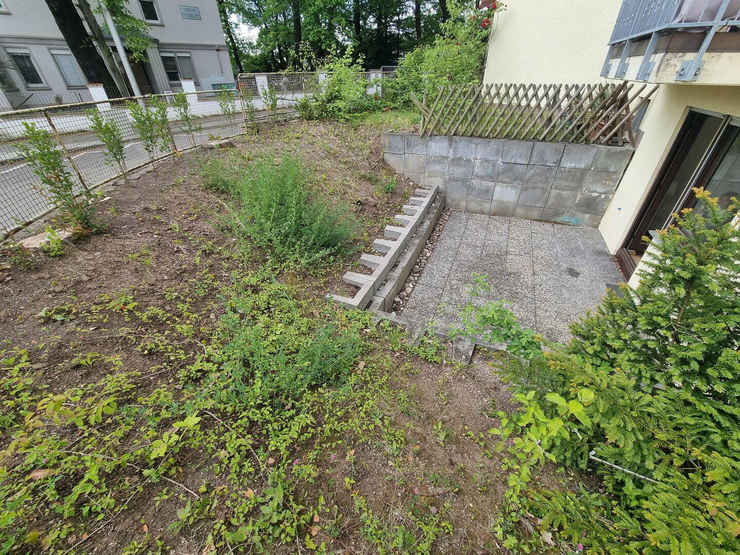 Provisionsfrei! 1,5 ZiWhg NEU modernisiert am Stadtpark 5 Min. zur S-Bahn, Porsche/Bosch – Stuttgart – Vorschaubild 4